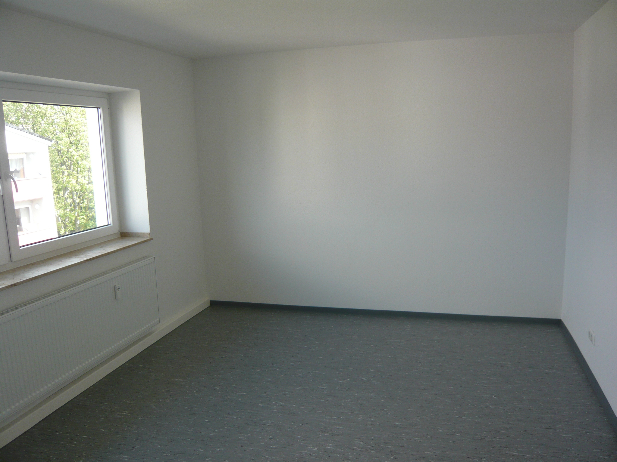 Blumenthalstr. 29 III.OG links Schlafzimmer 2012-08