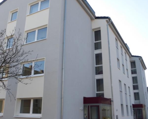 Blumenthal_41-43_Seite-vorne