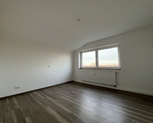 BLT 44 III.OG links Schlafzimmer