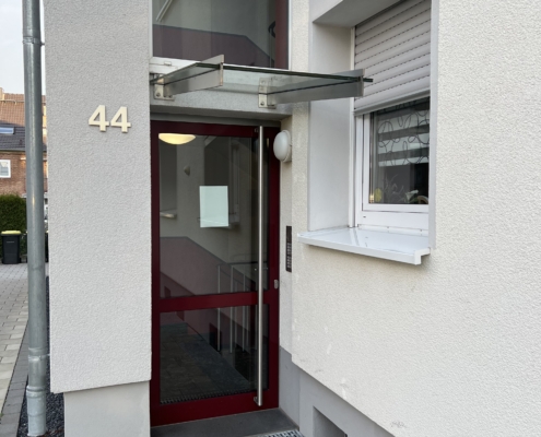 Blumenthal 44 Haustür 2024-01